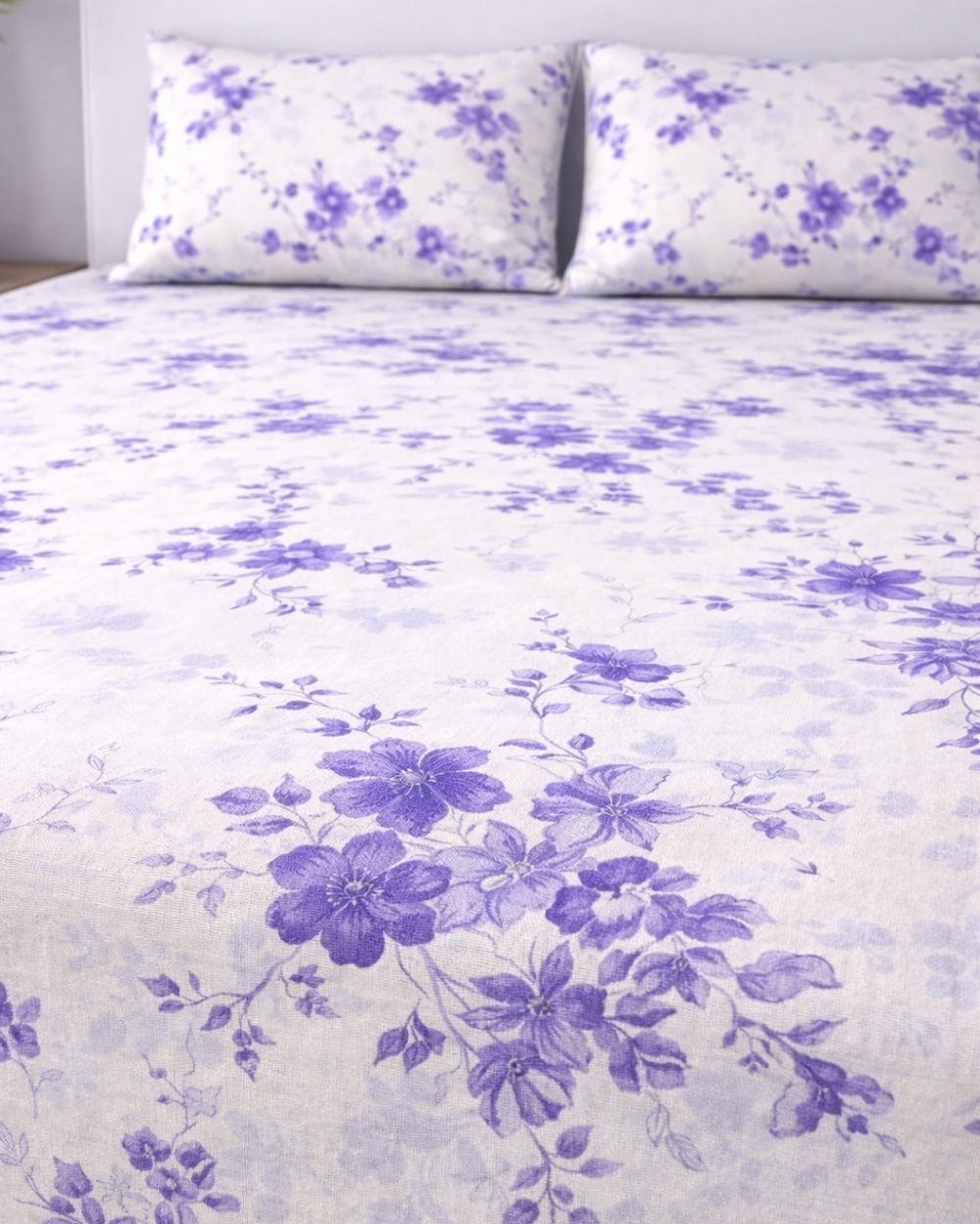 Sunflower (7x9ft)| Pure Cotton King Bedsheet - White