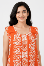 Close Up Neckline