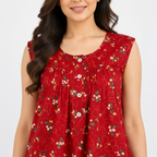 Close-Up Neckline