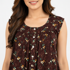 Close up neckline