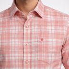 Collar & Button Detail