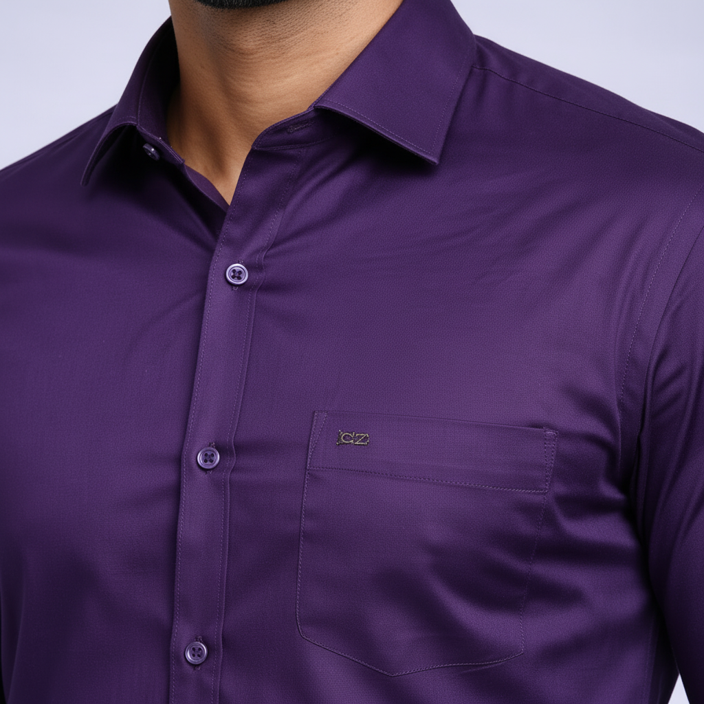 Collar & Button Detail