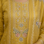 Gota patti detail close-up