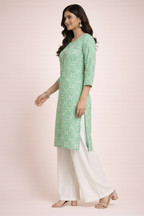 Pose 3 – Side Profile