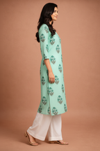 Pose 3 – Side Profile