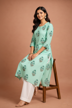 Pose 4 – Seated