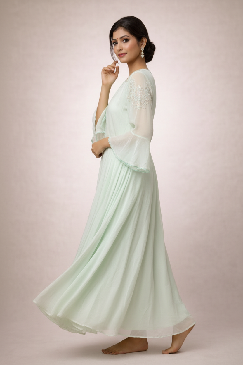 Side angle highlighting silhouette