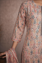 Sleeve close-up