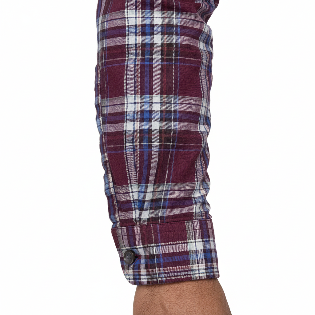 Sleeve cuff and pattern alignment detail