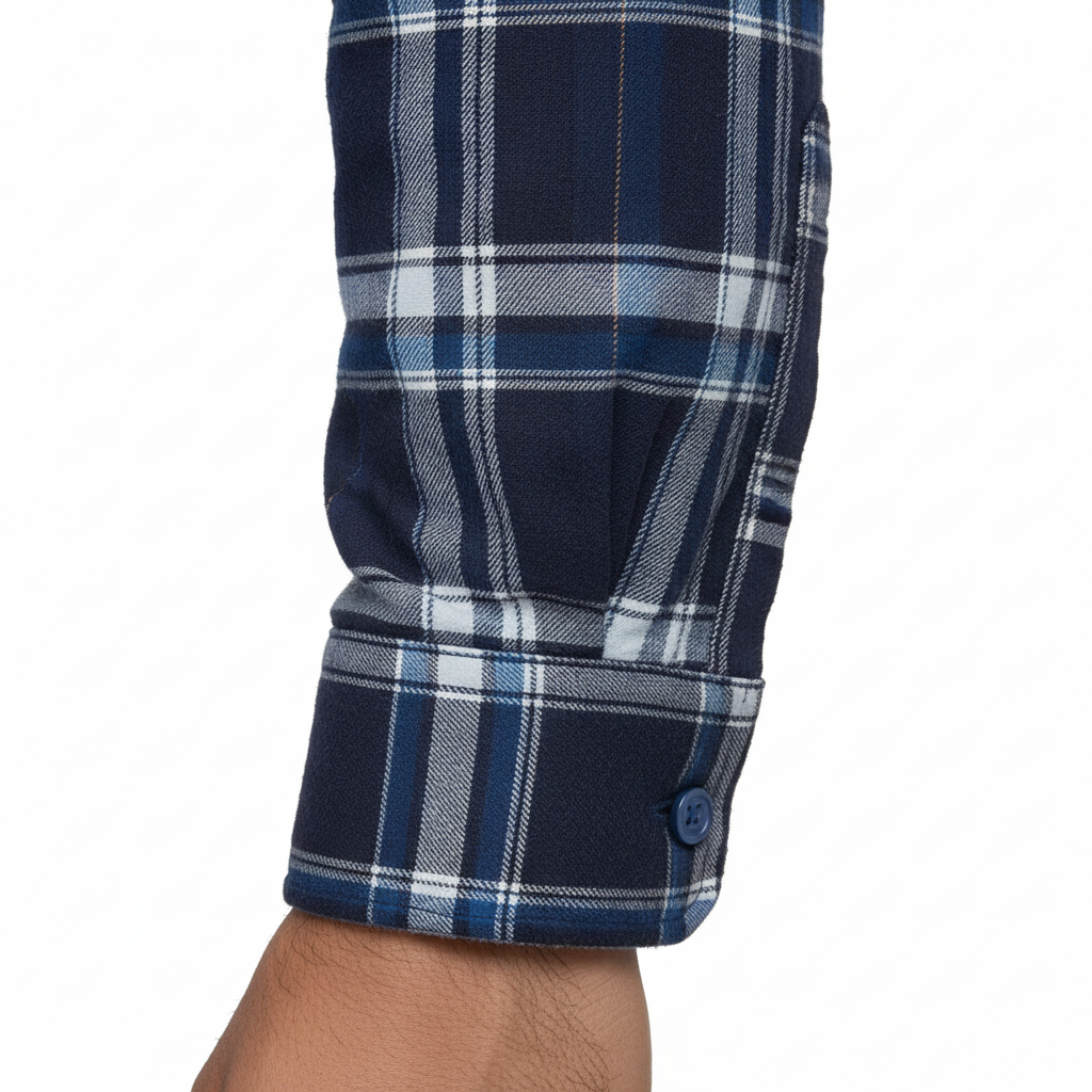 Sleeve cuff and pattern alignment detail